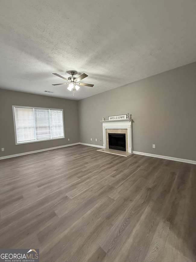 2241 Baker Carter Dr unit 2, Loganville, GA 30052 - photo 3