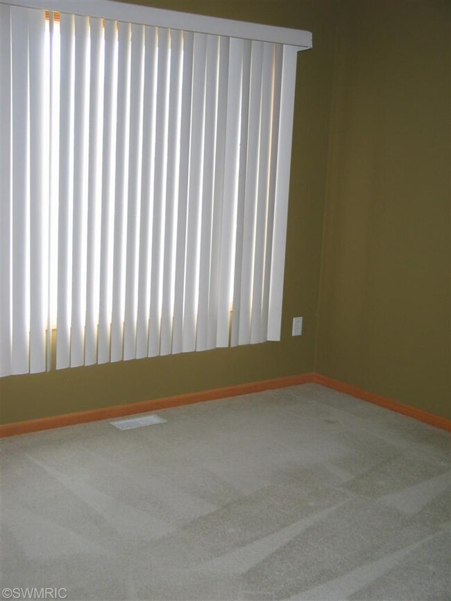 5513 Palmer Hills Dr SW unit 48, Wyoming, MI 49509 - photo 6