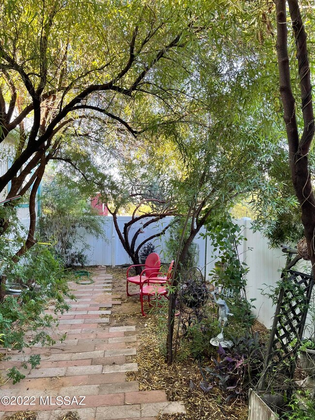 Court Yard off AZ Room