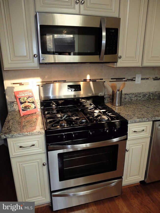 3303 Rosalie Ave, Parkville, MD 21234 - photo 7