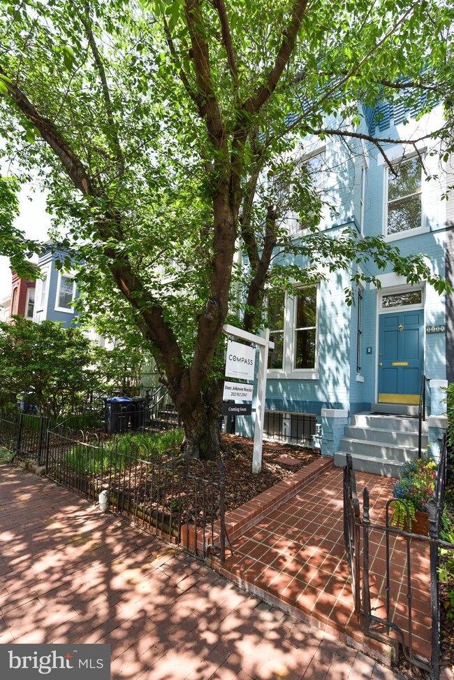 1114 G St NE, Washington, DC 20002 - photo 2