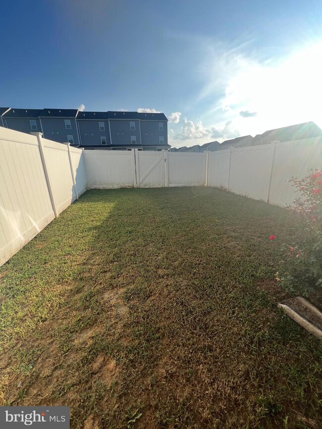 33 Knowledge Ct, Inwood, WV 25428 - photo 3