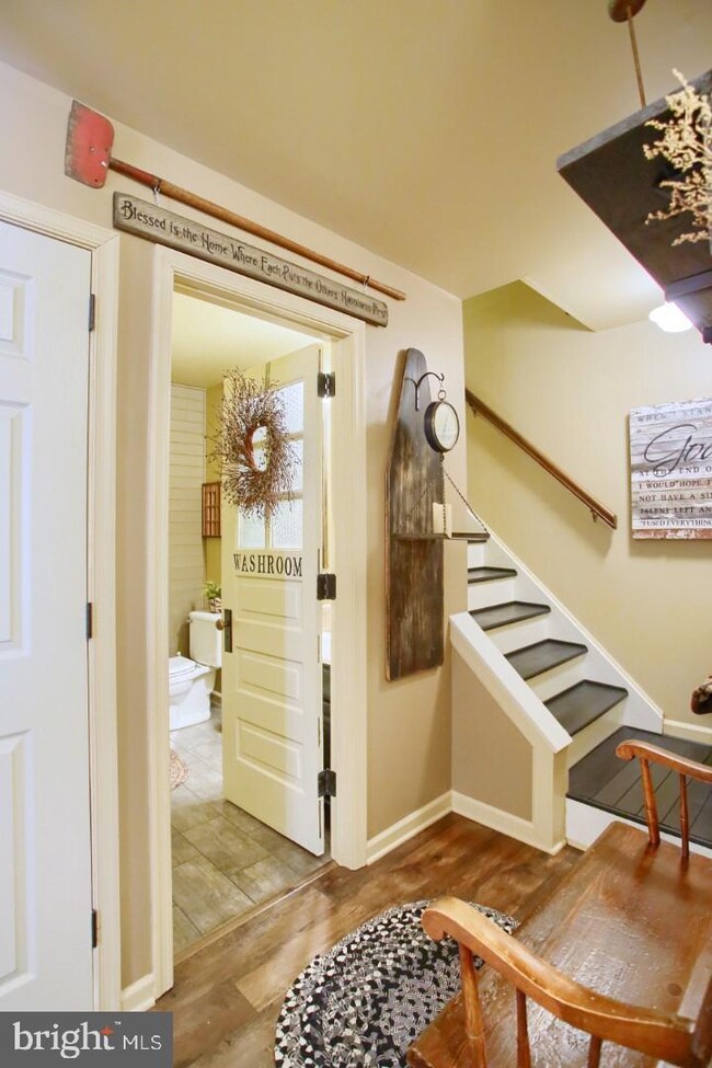 403 Washington Blvd, Womelsdorf, PA 19567 - photo 3