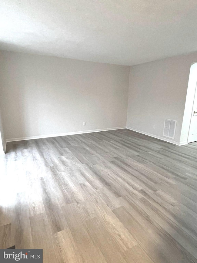 305 Sutton Ct, Winchester, VA 22601 - photo 7