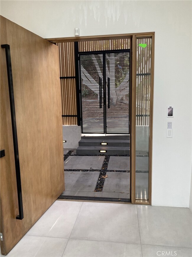 5710 Hill Oak Dr, Los Angeles, CA 90068 - photo 4