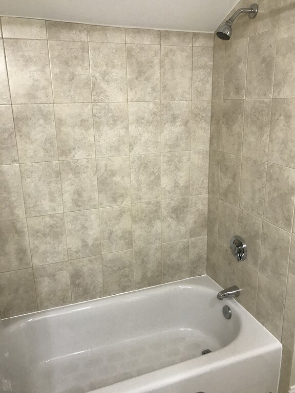 70 Bowdoin St unit 3, Dorchester Center, MA 02124 - photo 6