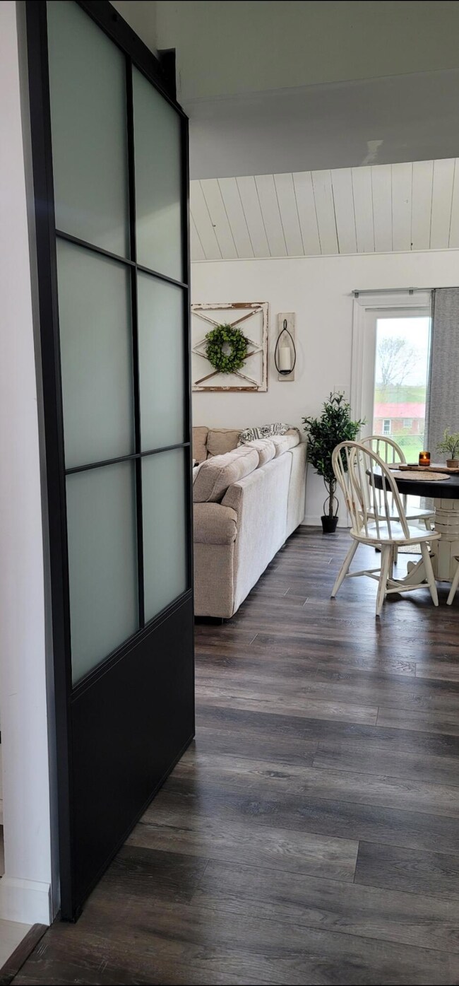 156 Christina Dr, Salvisa, KY 40372 - photo 3