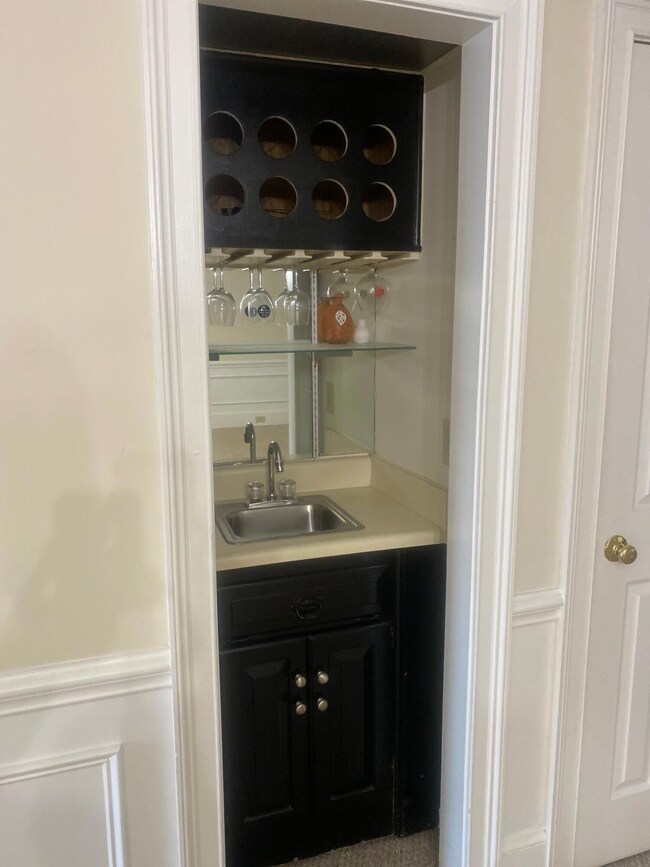 Wet bar