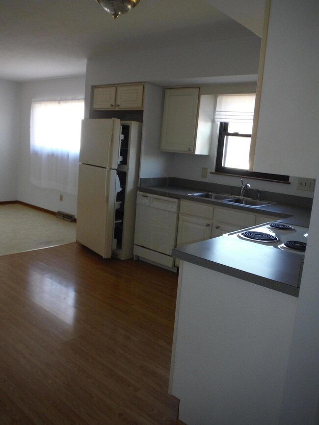 5840 Satinwood Dr, Columbus, OH 43229 - photo 4