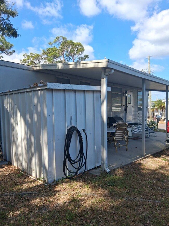 6135 66th St N unit Lot 109, Saint Petersburg, FL 33709 - photo 5