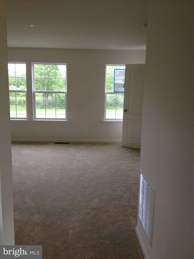 0 Lieutenant Ct unit 1004212126, Bunker Hill, WV 25413 - photo 7