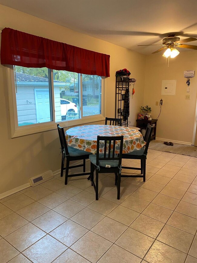 1707 E Rand St, Hobart, IN 46342 - photo 4