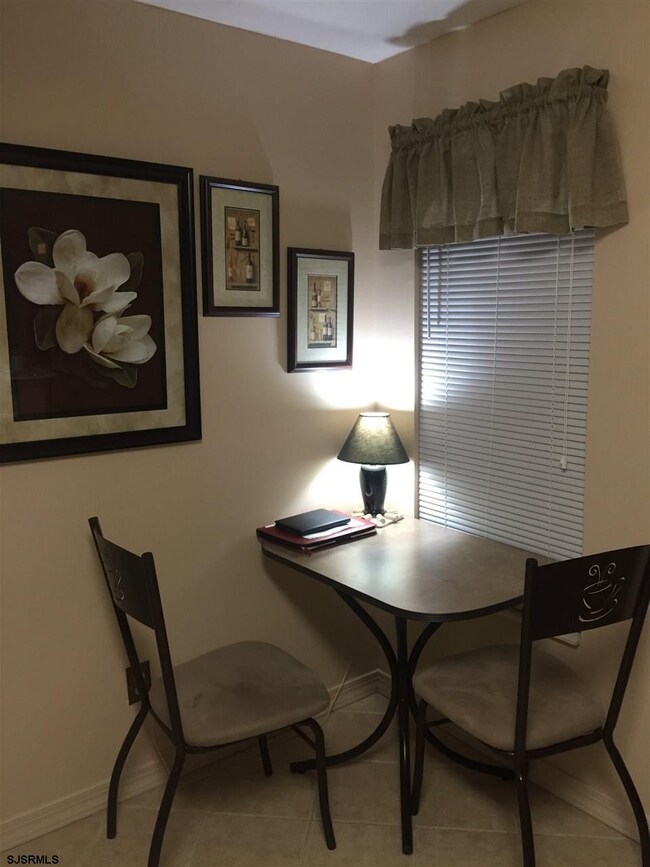 214 Meadow Ridge Rd unit 7, Galloway, NJ 08205 - photo 6