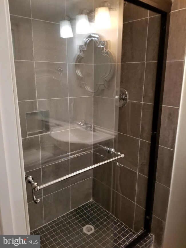 96 54th St SE, Washington, DC 20019 - photo 2