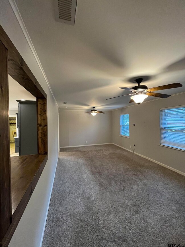 628 628 Fair Ln, Tyler, TX 75701 - photo 2