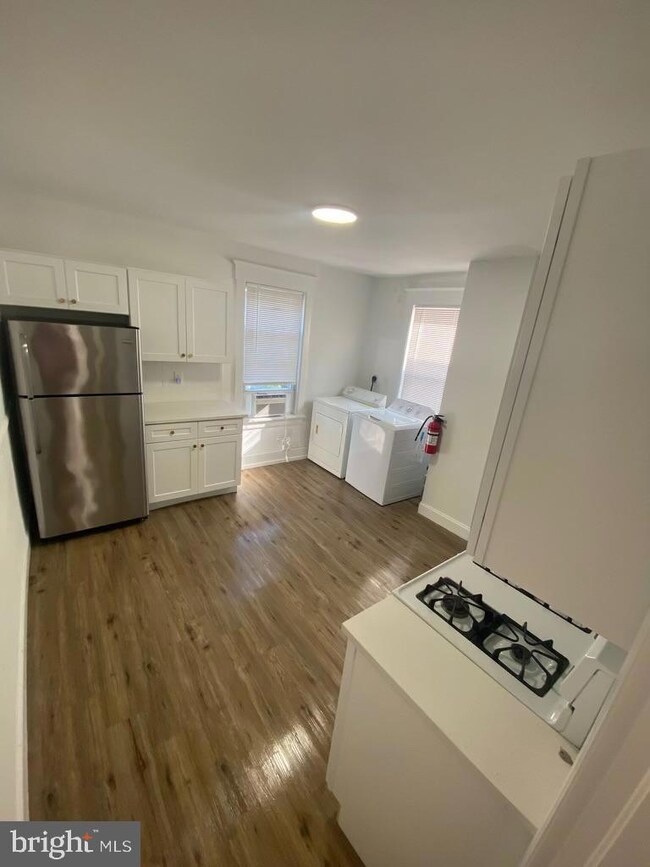 102 Chestnut St unit 2ND FLOOR, Audubon, NJ 08106 - photo 3