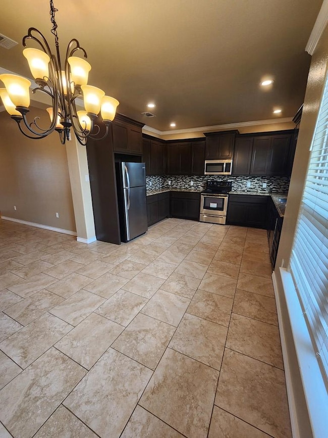 104 S Carver St, Midland, TX 79701 - photo 7