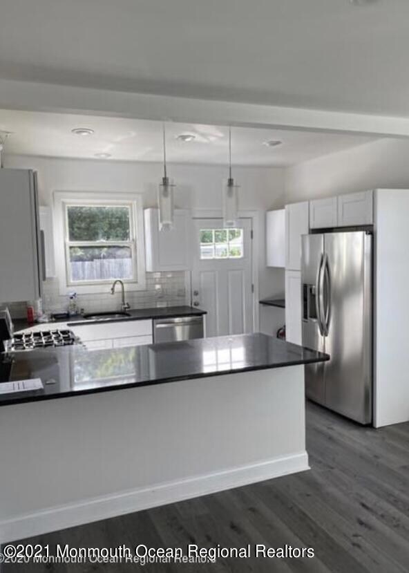 KITCHEN LOWER