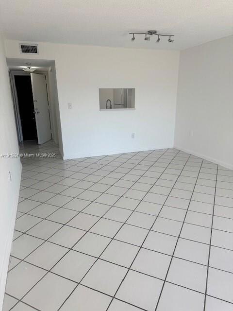 5201 NW 7th St unit 607, Miami, FL 33126 - photo 4