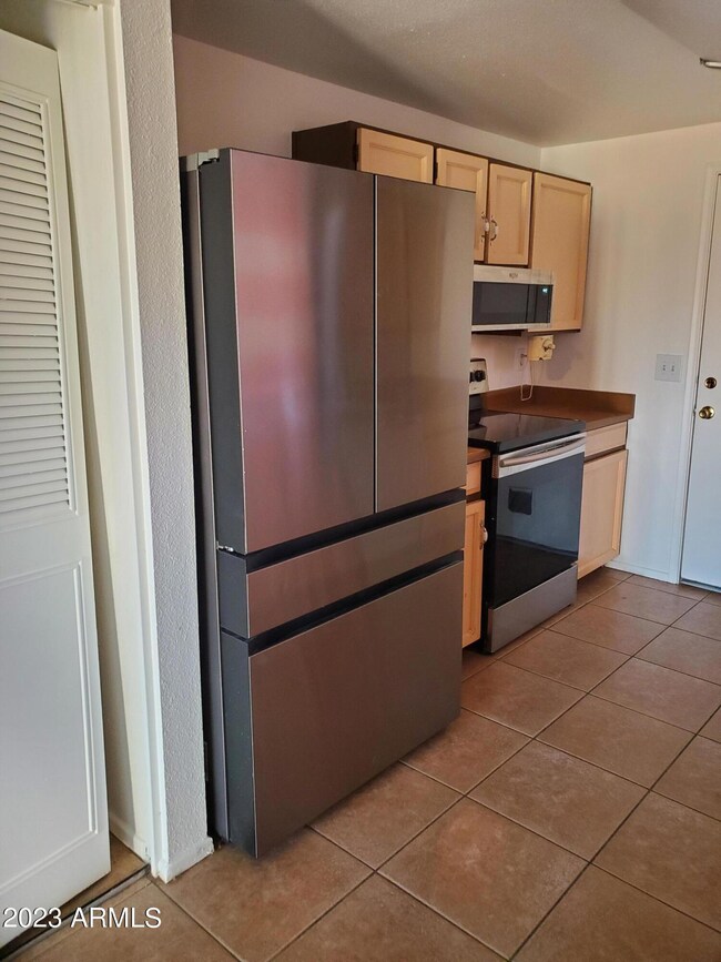 NEWER REFRIG