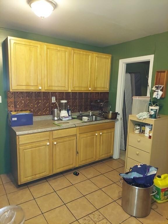 9 Loring St unit 11, Lawrence, MA 01843 - photo 6