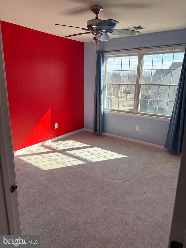 42509 Mandolin St, Chantilly, VA 20152 - photo 7