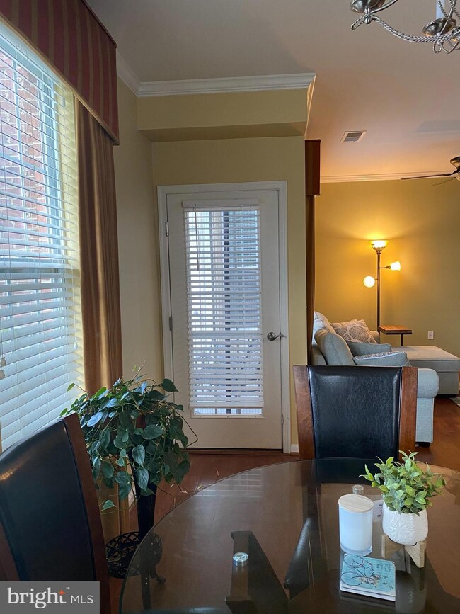 21228 Mcfadden Square unit 113, Sterling, VA 20165 - photo 7
