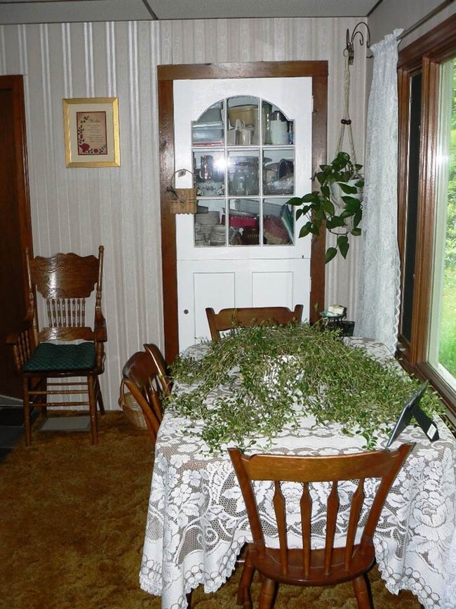 62 Spring St, Colebrook, NH 03576 - photo 5