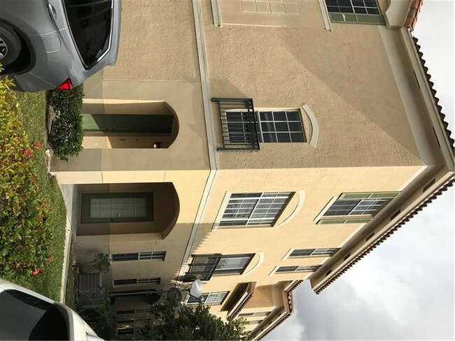 Exterior corner of Unit