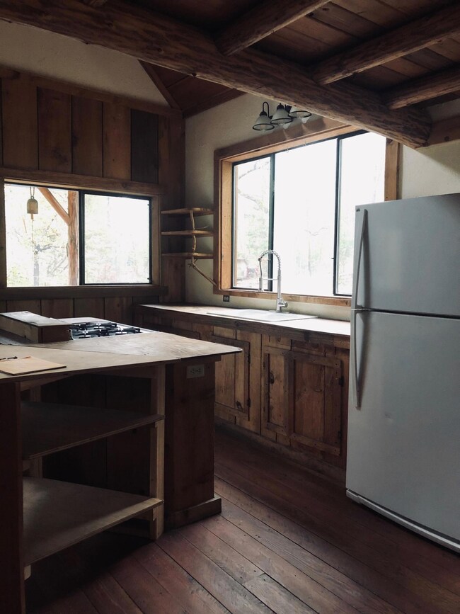 full kitchen