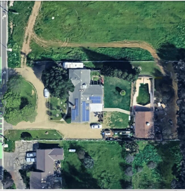 2436 N Fowler Ave, Fresno, CA 93727 - photo 2