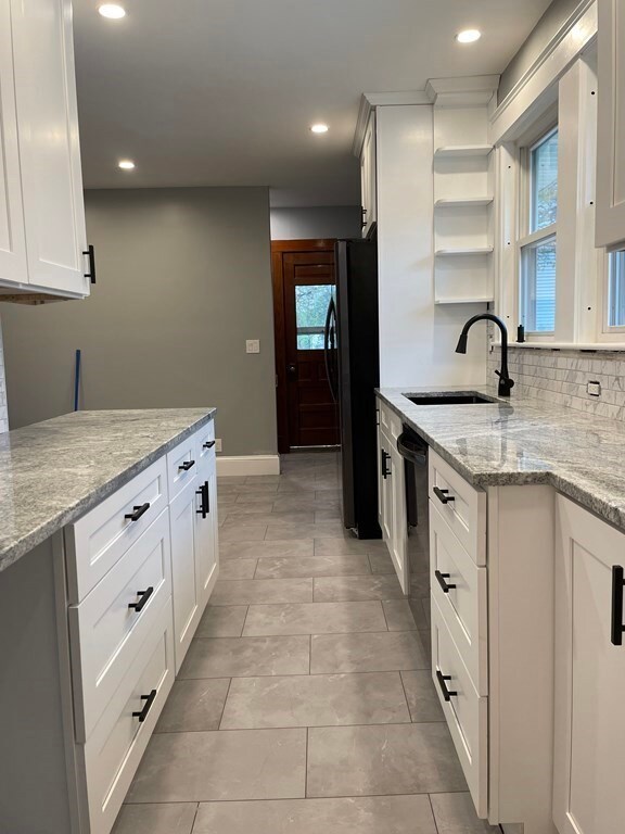 88 Parmenter Rd unit 90, Waltham, MA 02453 - photo 3