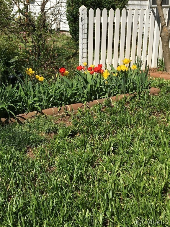 430 5th St, West Point, VA 23181 - photo 3