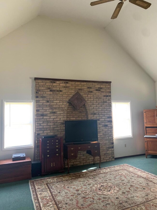 Main_Living_Room_(2)