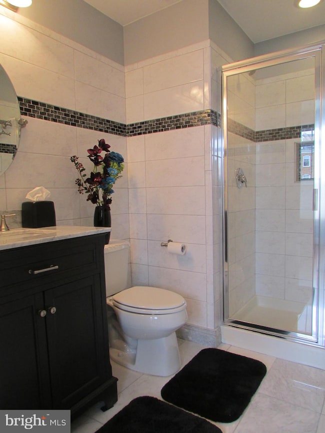 3069 Waterloo Ln, Fairfax, VA 22031 - photo 6