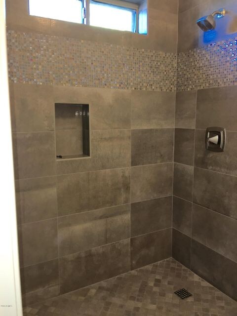 Master shower