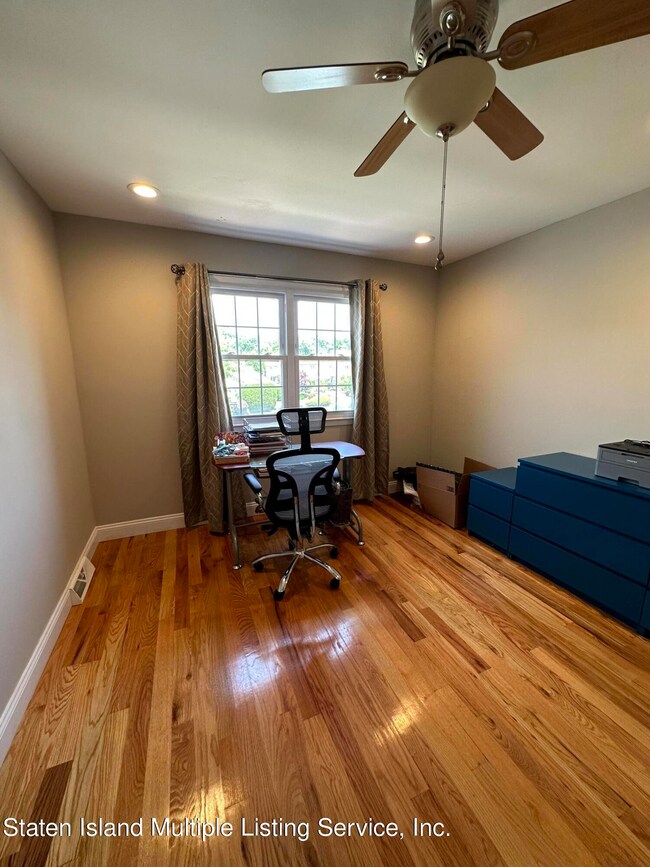 8 Franklin Ln unit B, Staten Island, NY 10306 - photo 7