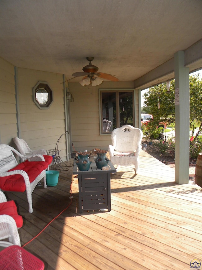 1020 Wanamaka Rd, Emporia, KS 66801 - photo 3
