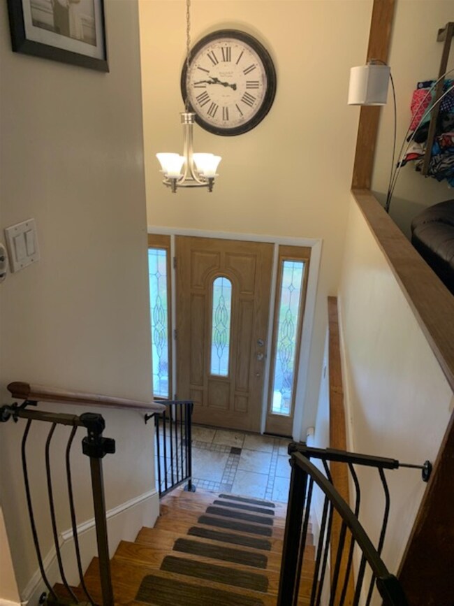 5 Strawberry Hill Dr, Rochester, NH 03867 - photo 3