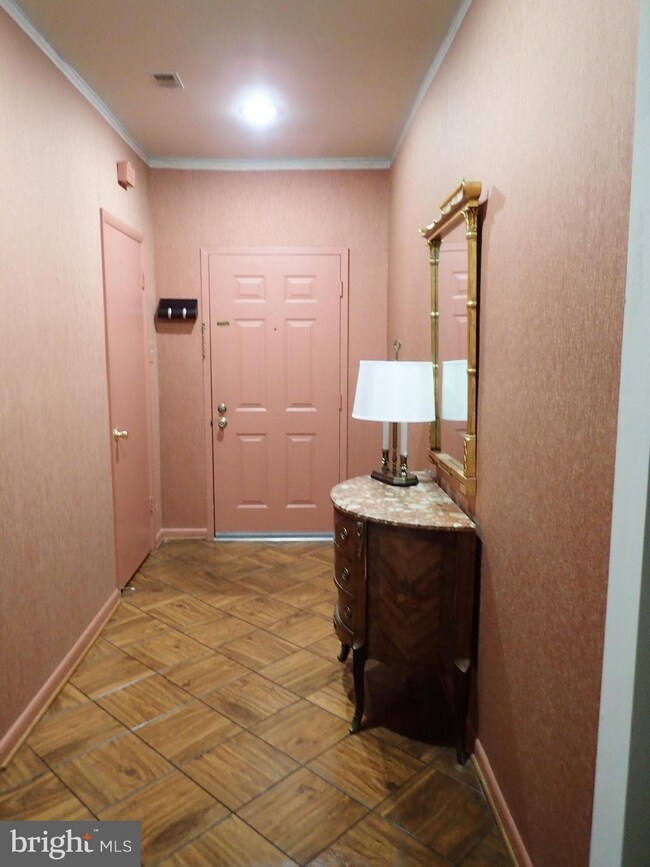 3031 Fallstaff Rd unit 604C, Baltimore, MD 21209 - photo 4