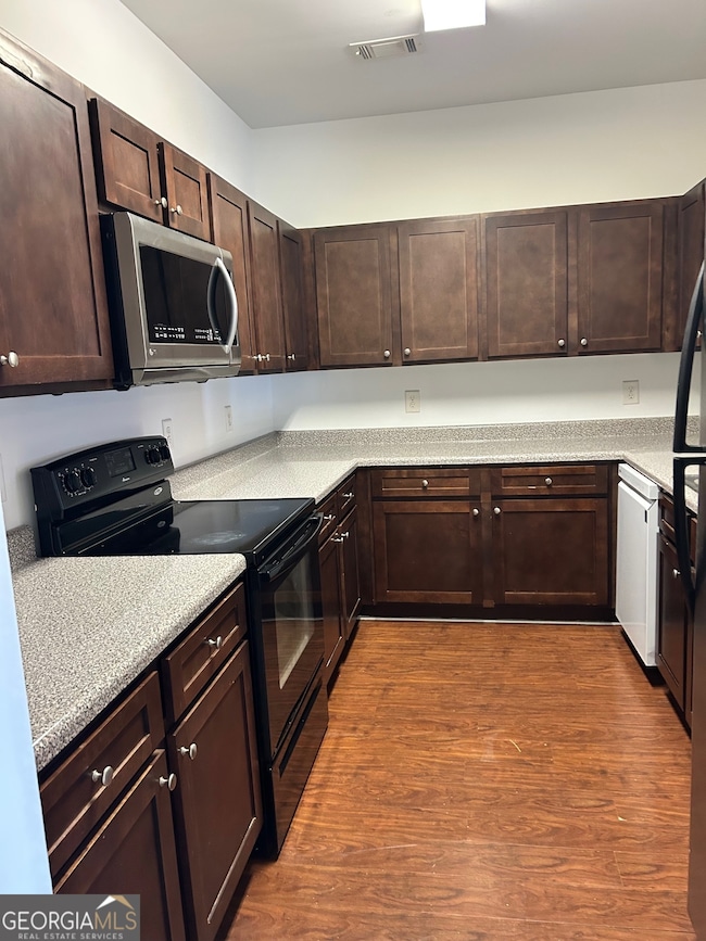 3037 Bonnes Dr, Lithonia, GA 30038 - photo 6