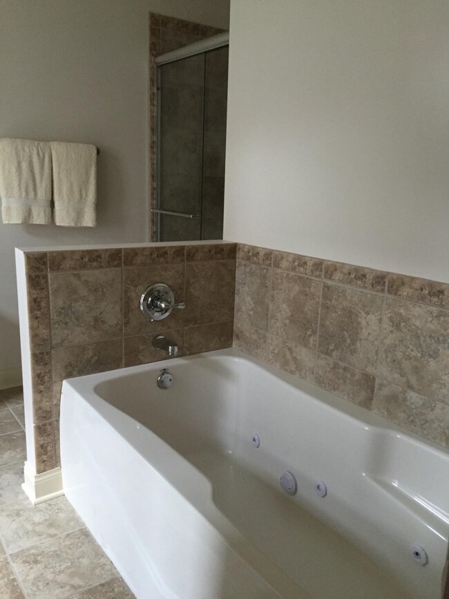 3221 N Briar Leaf Ct, La Porte, IN 46350 - photo 4