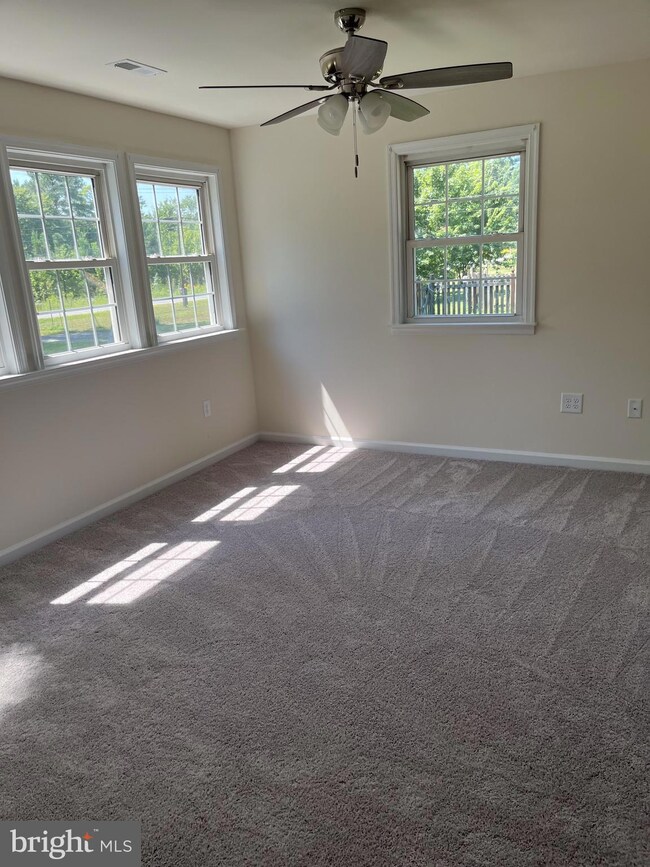 5037 Kings Hwy, Colonial Beach, VA 22443 - photo 7