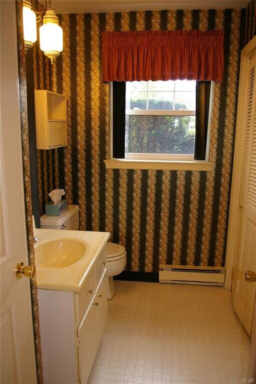 2886 Elm Ct, Allentown, PA 18103 - photo 7