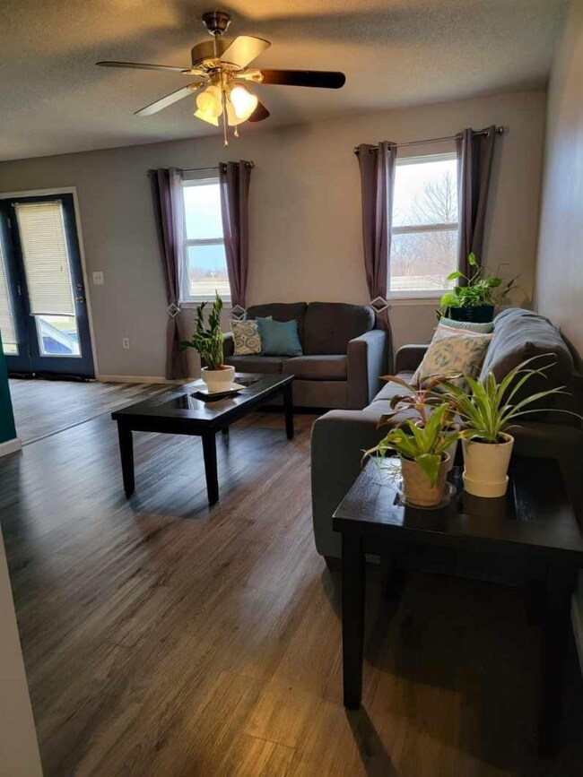 524 S Longbranch Dr, Maize, KS 67101 - photo 4