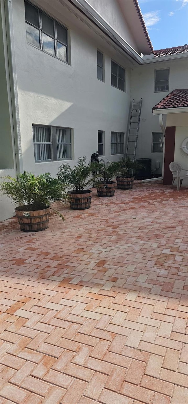 3200 Coral Springs Dr unit 109, Coral Springs, FL 33065 - photo 5