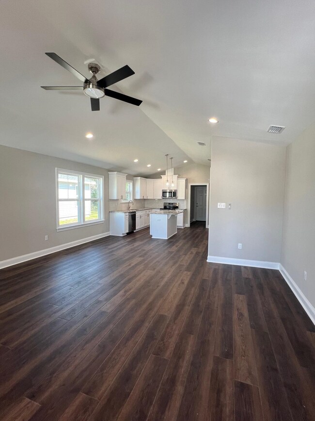 7 Imaginary Ln, Crawfordville, FL 32327 - photo 2