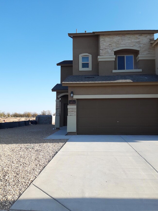 11470 Dawn View Rd unit A, Socorro, TX 79927 - photo 3