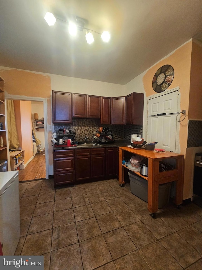 5121 Brown St, Philadelphia, PA 19139 - photo 7