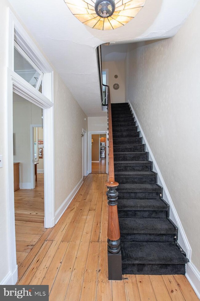 327 Main St, Pennsburg, PA 18073 - photo 6